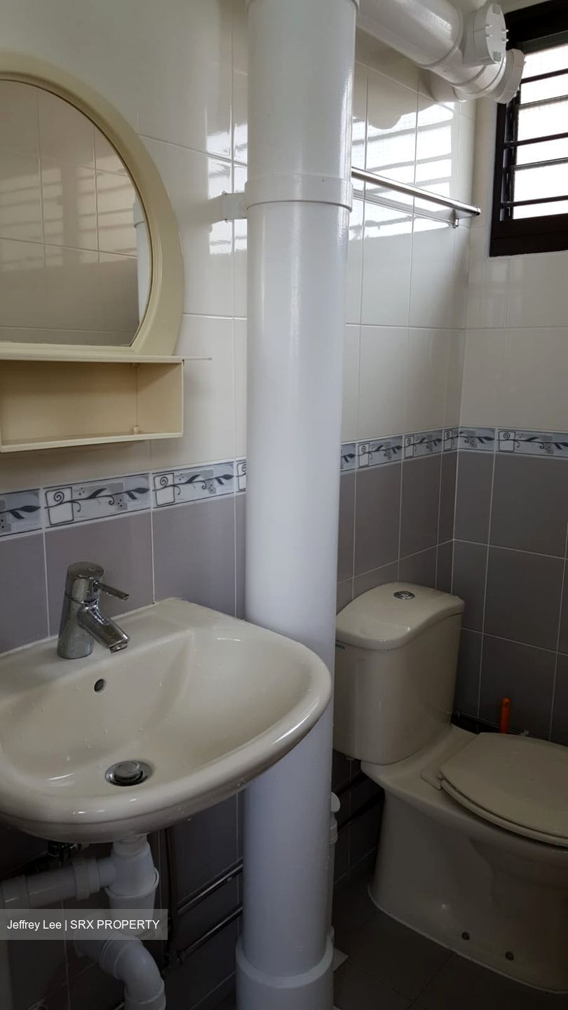 Ang Mo Kio Avenue 5 (Ang Mo Kio),  #620919451